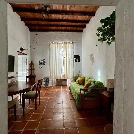 Apartament Antigua Casa Del Cura Tías