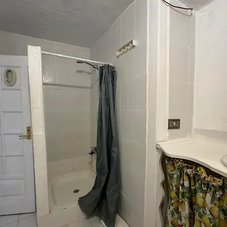 Antigua Casa Del Cura